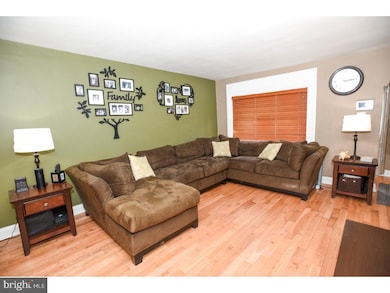 4232 Sheffield St, Philadelphia, PA 19136 - photo 5