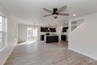 10765 Rutland St, Caldwell, ID 83605 - photo 7