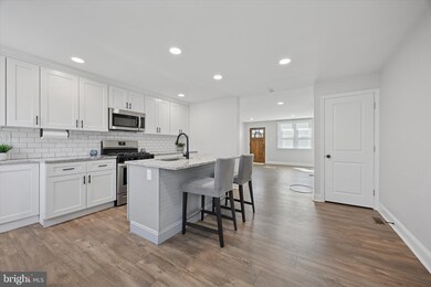 945 Brenton Rd, Drexel Hill, PA 19026 - photo 7