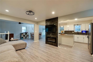 2100 N York St, Independence, MO 64058 - photo 3