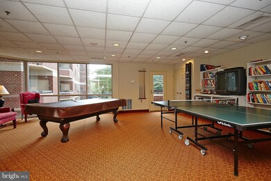 The Williamsburg unit 624, Arlington, VA 22201 - photo 3