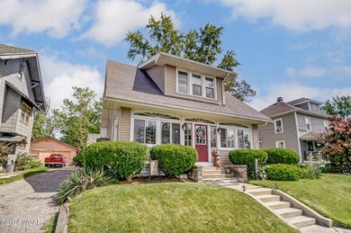 1168 W Wayne St (3)