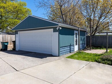 421 Wheatfield St, North Tonawanda, NY 14120 - photo 5