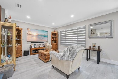 8368 SW 152nd Ave unit 44, Miami, FL 33193 - photo 3