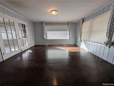 41215 Bruce Ave, Plymouth, MI 48170 - photo 6