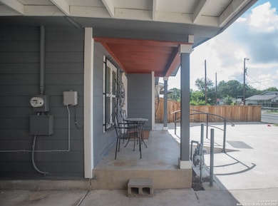 611 Brunswick Blvd, San Antonio, TX 78214 - photo 2