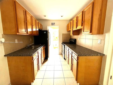 608 SW 16th Ave unit 1, Fort Lauderdale, FL 33312 - photo 3