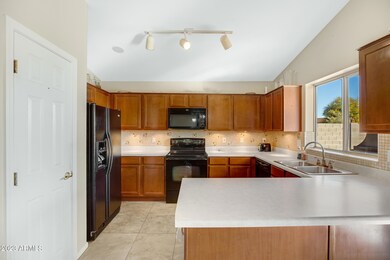 463 N Canfield, Mesa, AZ 85207 - photo 6