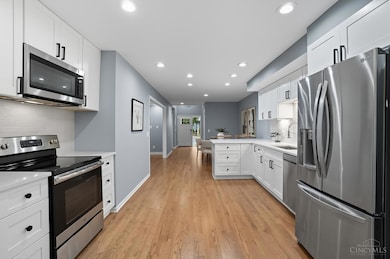 8811 Montgomery Rd, Cincinnati, OH 45236 - photo 7