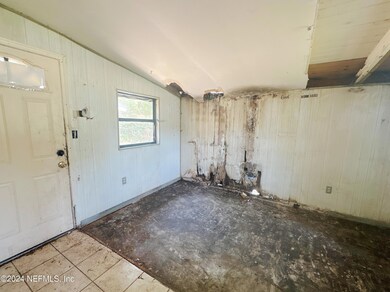 2108 Hugh Edwards Dr, Jacksonville, FL 32210 - photo 2