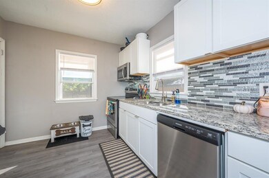 3935 54th St, Des Moines, IA 50310 - photo 7