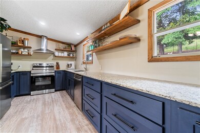 16208 Hazel Valley Rd, Fayetteville, AR 72701 - photo 7