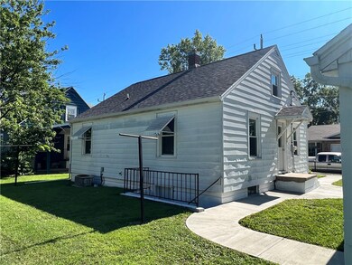 307 N Cherry St, Effingham, IL 62401 - photo 6