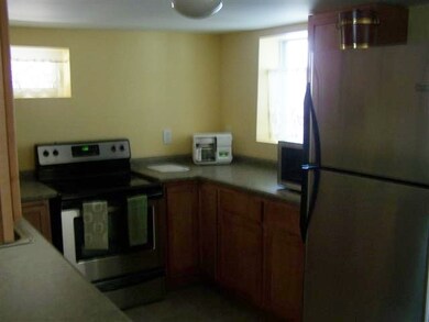 140 Franklin St, Seabrook, NH 03874 - photo 3