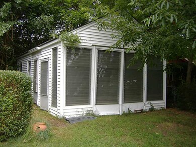 188 Namquid Dr, Warwick, RI 02888 - photo 2