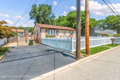 21 Leocadia Ct, Hazlet, NJ 07730 - photo 4