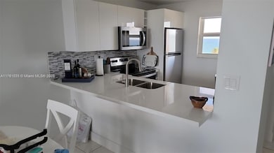 Delphi Towers unit 905, Pompano Beach, FL 33062 - photo 5