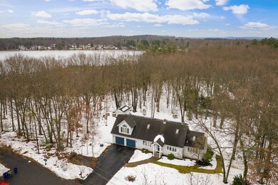 525 Johnny Appleseed Ln, Leominster, MA 01453 - photo 3