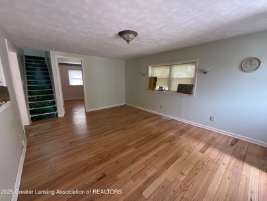 509 W 3rd St, Charlotte, MI 48813 - photo 4