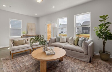 1523 Tamarisk Ln, Durham, NC 27703 - photo 6