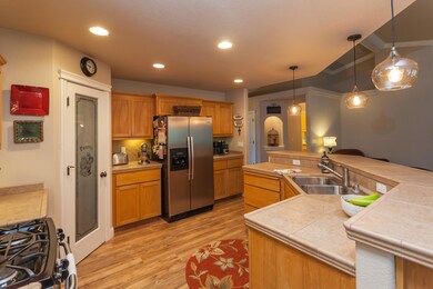 2094Button-MLS-27