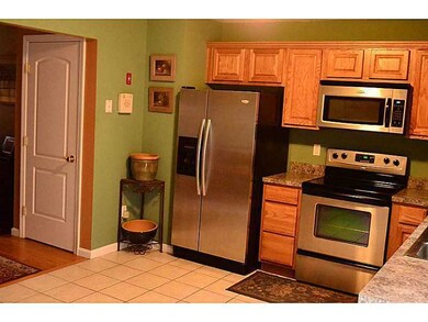 151 S Bend St unit 151, Pawtucket, RI 02860 - photo 7