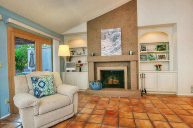 4549 E Mountain View Phoenix-large-006-F