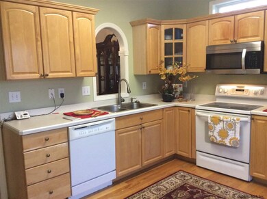 1 Guilder Ct, Albany, NY 12211 - photo 4