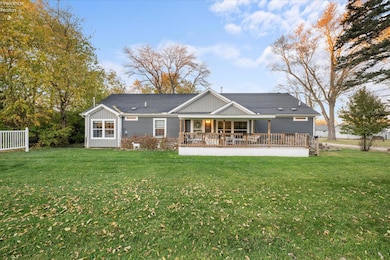 9213 E Northshore Blvd, Lakeside Marblehead, OH 43440 - photo 2