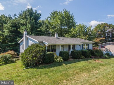 210 Highland Park Rd, Sellersville, PA 18960 - photo 3