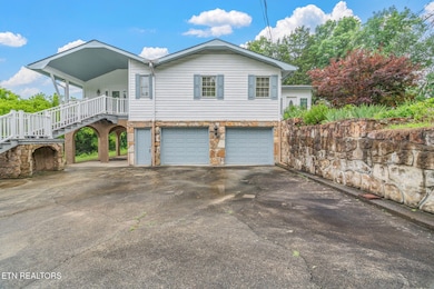 2-web-or-mls-363 Staghorn Lane-44