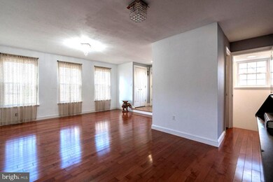 11615 Summer Oak Dr, Germantown, MD 20874 - photo 5