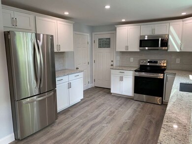 3 Bassett St, Leominster, MA 01453 - photo 6