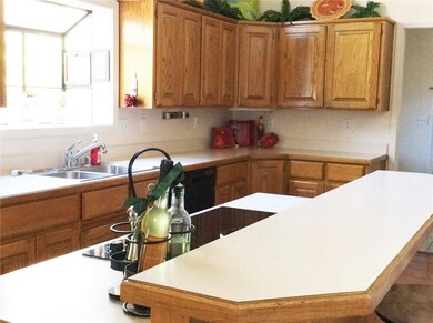 28 Cambria Dr, Bella Vista, AR 72715 - photo 6