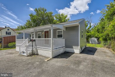 13 Rognel Ave, Catonsville, MD 21228 - photo 3