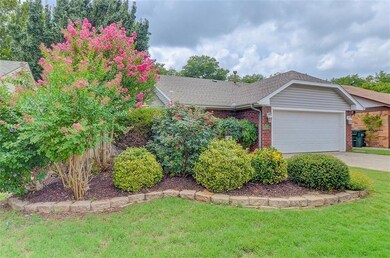 3820 Coopers Hawk Dr, Norman, OK 73072 - photo 2