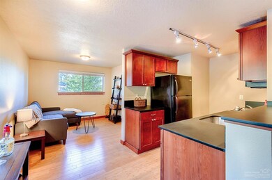 1030 NW Roanoke Ave unit 19, Bend, OR 97701 - photo 5