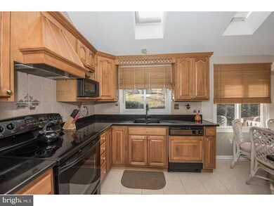 48 Sawgrass Ln, Newtown Square, PA 19073 - photo 4