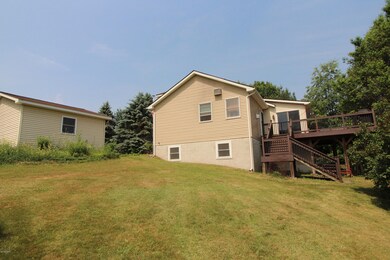 175 Eisenhauer Rd, Lake Ariel, PA 18436 - photo 3