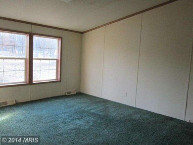 698 Frontier Dr, Bunker Hill, WV 25413 - photo 7