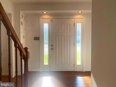 7814 Royal Fern Ct, Clinton, MD 20735 - photo 3