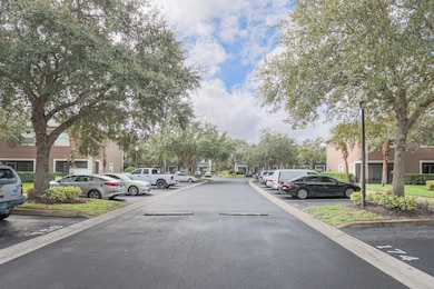 3664 Wilshire Way Rd unit 261, Orlando, FL 32829 - photo 4