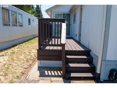 10901 SE Powell Blvd unit 33, Portland, OR 97266 - photo 4