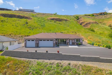 60 Appleford Ct, Asotin, WA 99402 - photo 2