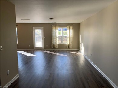 2760 Buckhorn Dr, Randleman, NC 27317 - photo 4