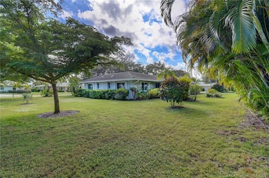 1843 SE Granada Ln, Stuart, FL 34996 - photo 7
