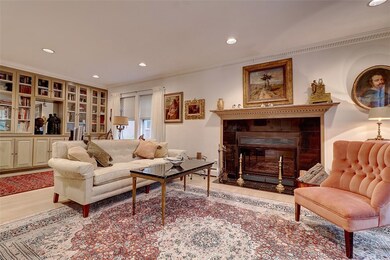 16 Grotto Ave unit 1, Providence, RI 02906 - photo 2