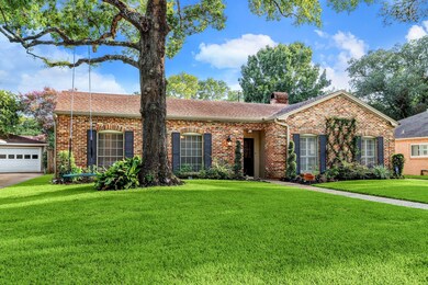 10019 Overbrook Ln, Houston, TX 77042 - photo 3