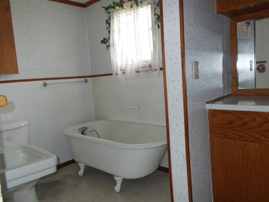 373 SW 9th St, Chehalis, WA 98532 - photo 7