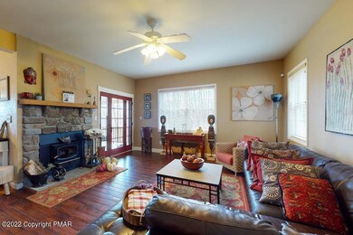 125 Spruce Run Dr, Dingmans Ferry, PA 18328 - photo 7